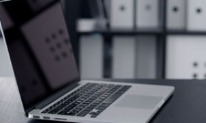 以旧换新补贴暂停背后：3000亿资金难解汽车增量不增收困局